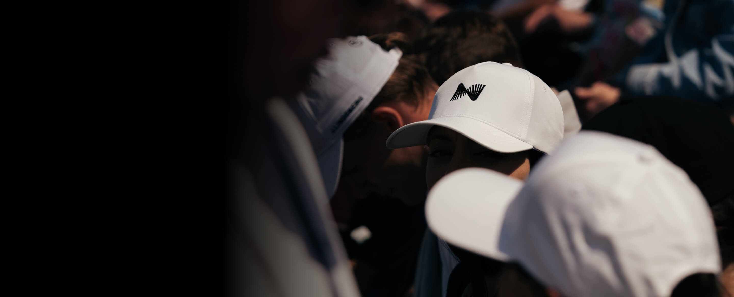 au sports banner hats